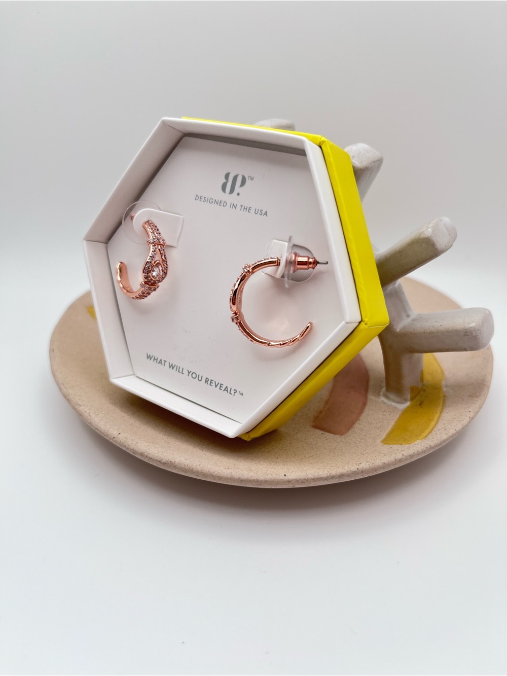 Bomb Party Earrings - Serving Looks